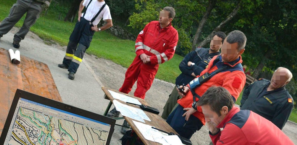 Insgesamt 50 Mann beteiligten sich an der Suche. (Symbolfoto)