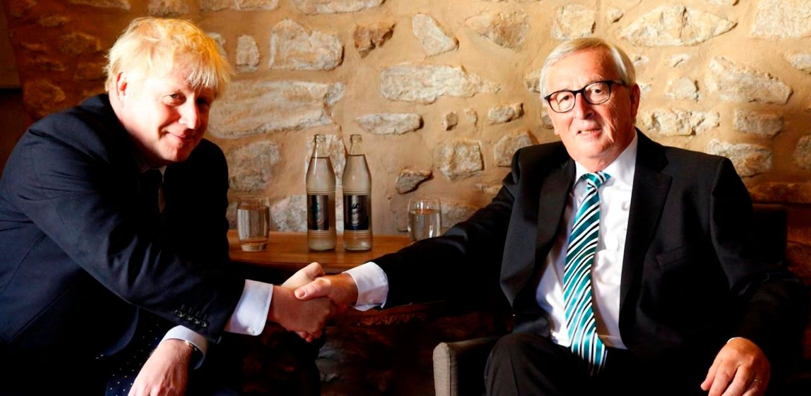 Der britische Premierminister Boris Johnson (l.) und EU-Kommissionspräsident Jean-Claude Juncker.
