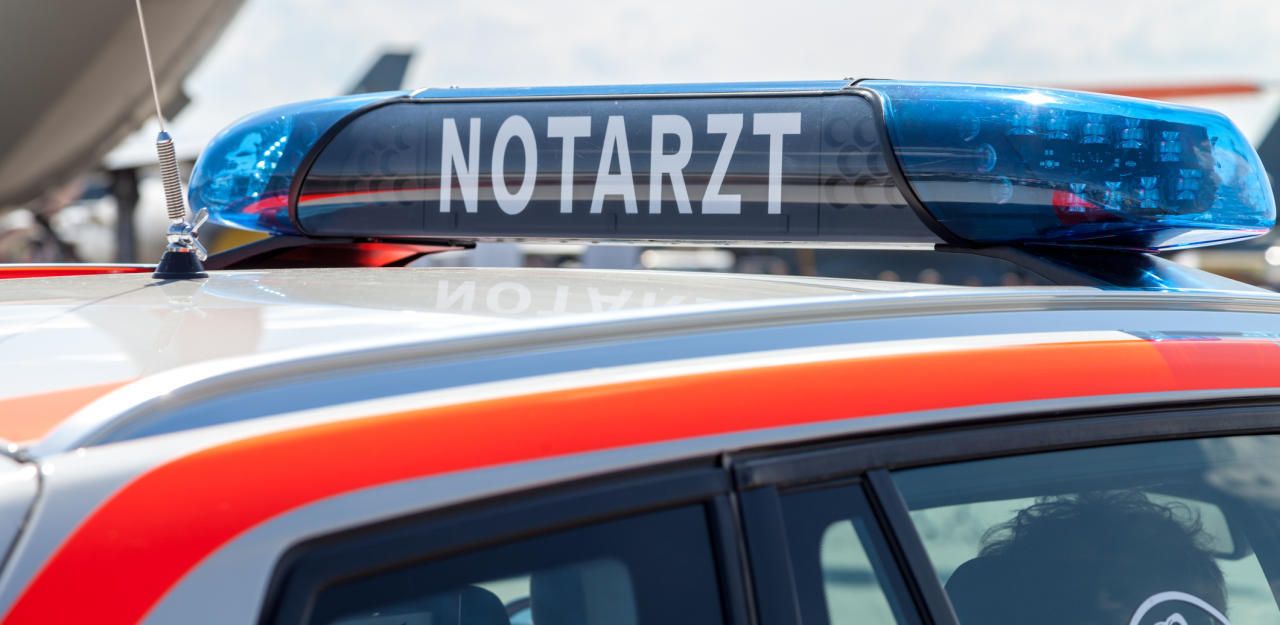 Heute.at - Pkw-Lenker (47) stirbt während Autofahrt