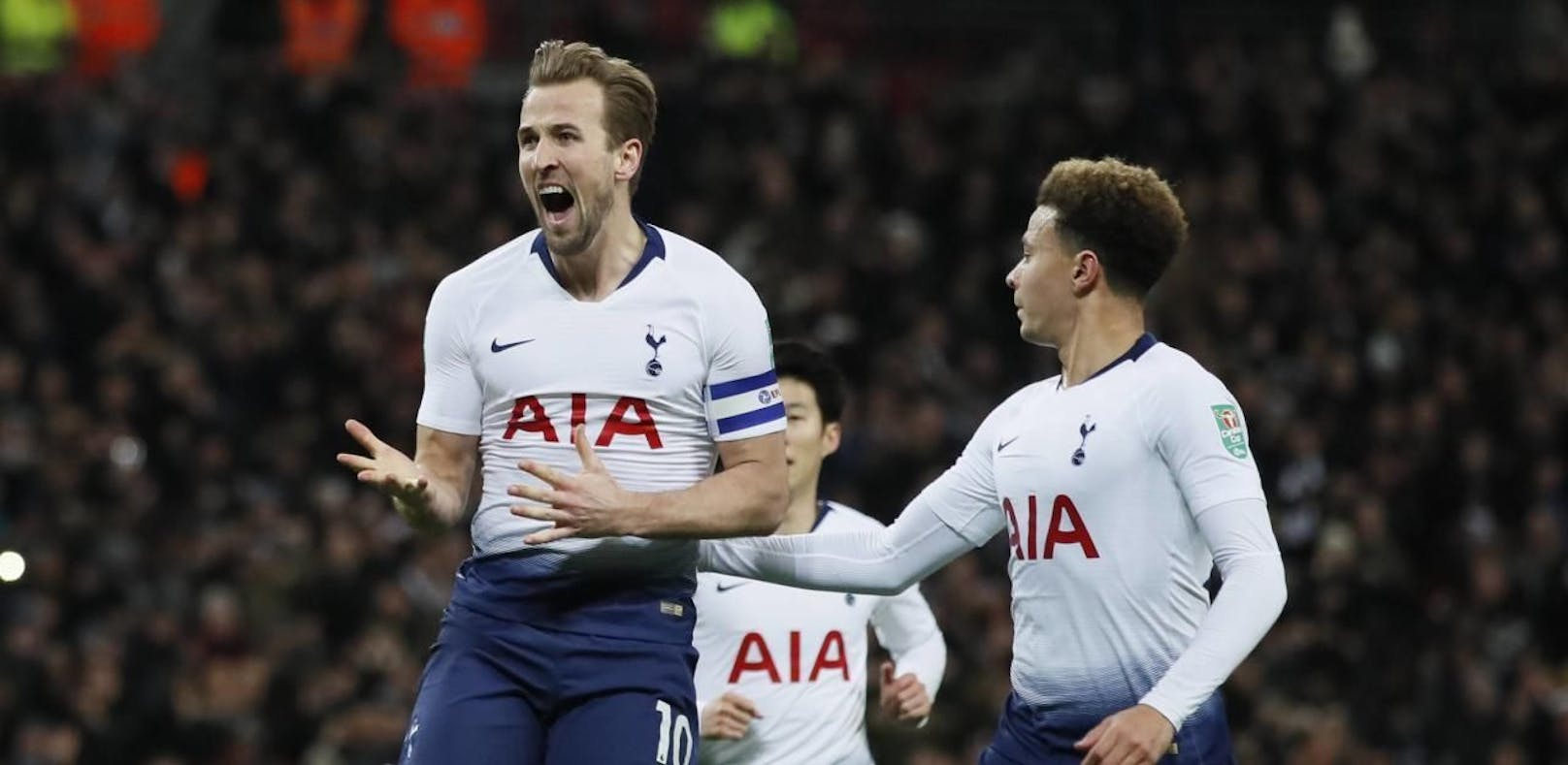 Harry Kane of Tottenham celebrates scoring the first goal during the Carabao Cup Semi Final First leg match at Wembley Stadium, London. Picture date: 8th January 2019. Picture credit should read: David Klein/Sportimage PUBLICATIONxNOTxINxUK _1DK4272.JPG  