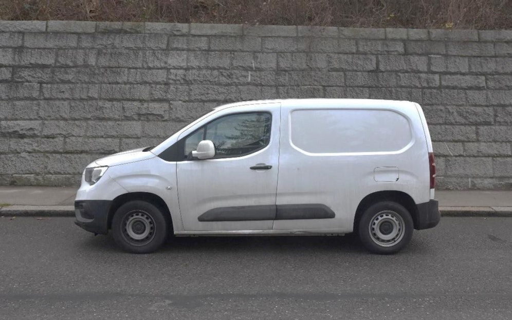 Die Wiener Polizei erhofft sich, mit diesem Foto Augenzeugen der Tat zu finden.