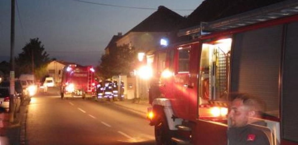 Die Feuerwehr kam mit einem Großaufgebot.