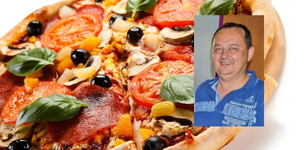 Stadtrat Buchinger ist als Pizza-Bote unterwegs.