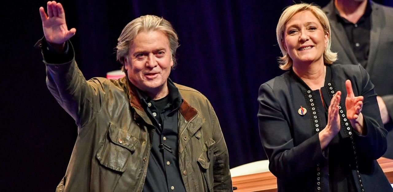 Heute.at - Steve Bannon lässt sich vom 'Front National' feiern