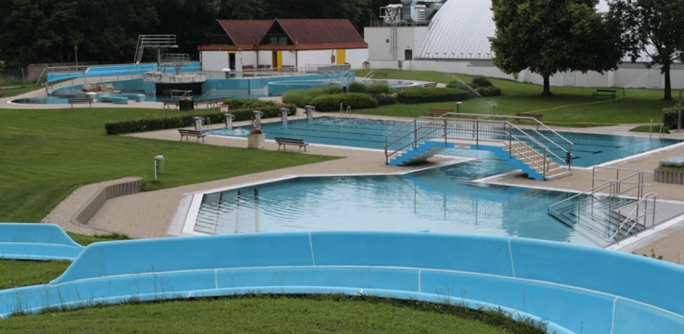 Neuer Pächter für Badkantine in Bruck wird gesucht.