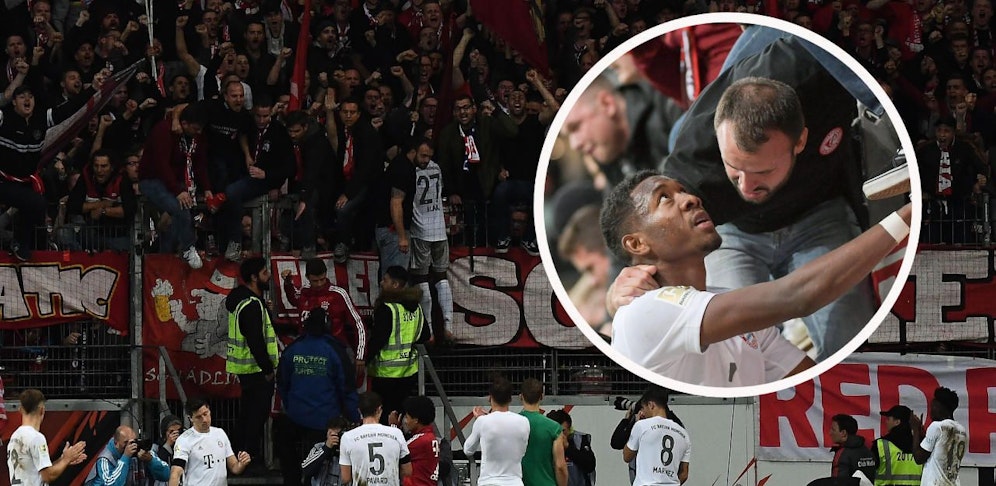 David Alaba erklärt den mitgereisten Fans die 1:5-Klatsche.