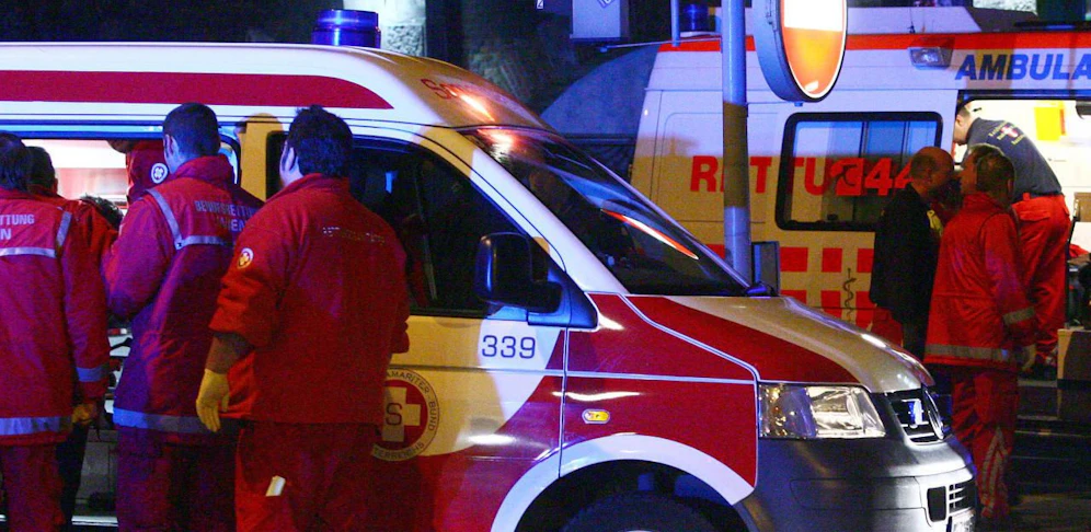Die Frau wurde von der Rettung in ein Krankenhaus gebracht.