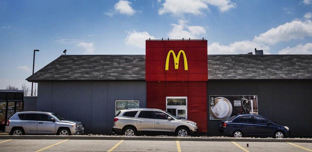 Der Mann ärgerte sich, dass seine Bestellung nicht angenommen wurde.