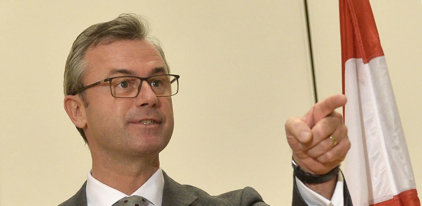 Verkehrsminister Norbert Hofer (FPÖ) will Österreichs Autofahrer entlasten.
