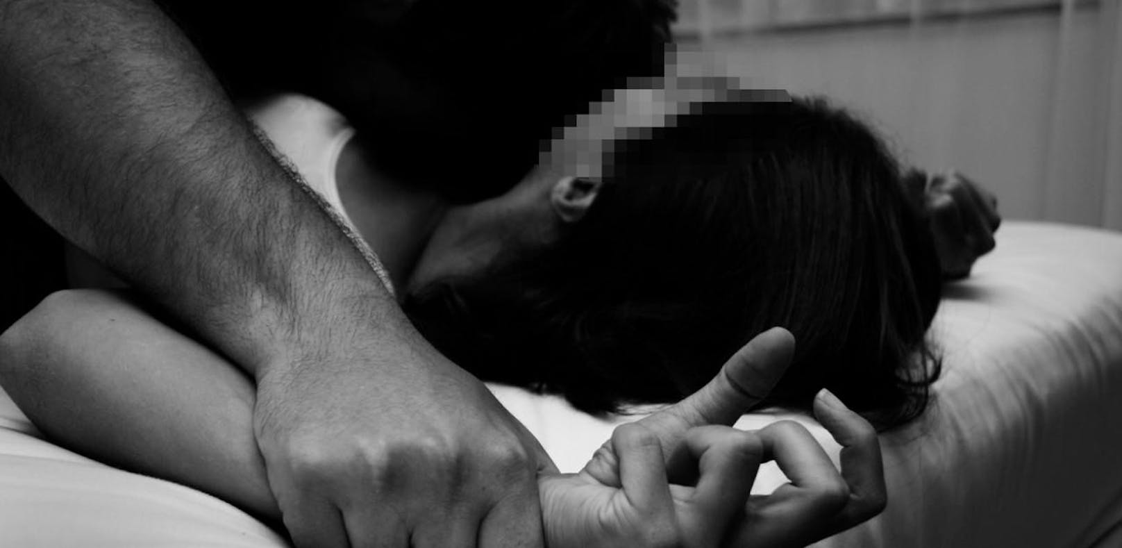 Die 21-Jährige wurde in ihrer Wohnung sexuell missbraucht