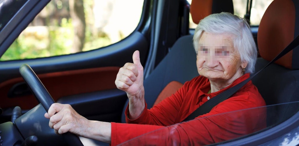 Eine 80-Jährige drückte ordentlich auf das Gaspedal