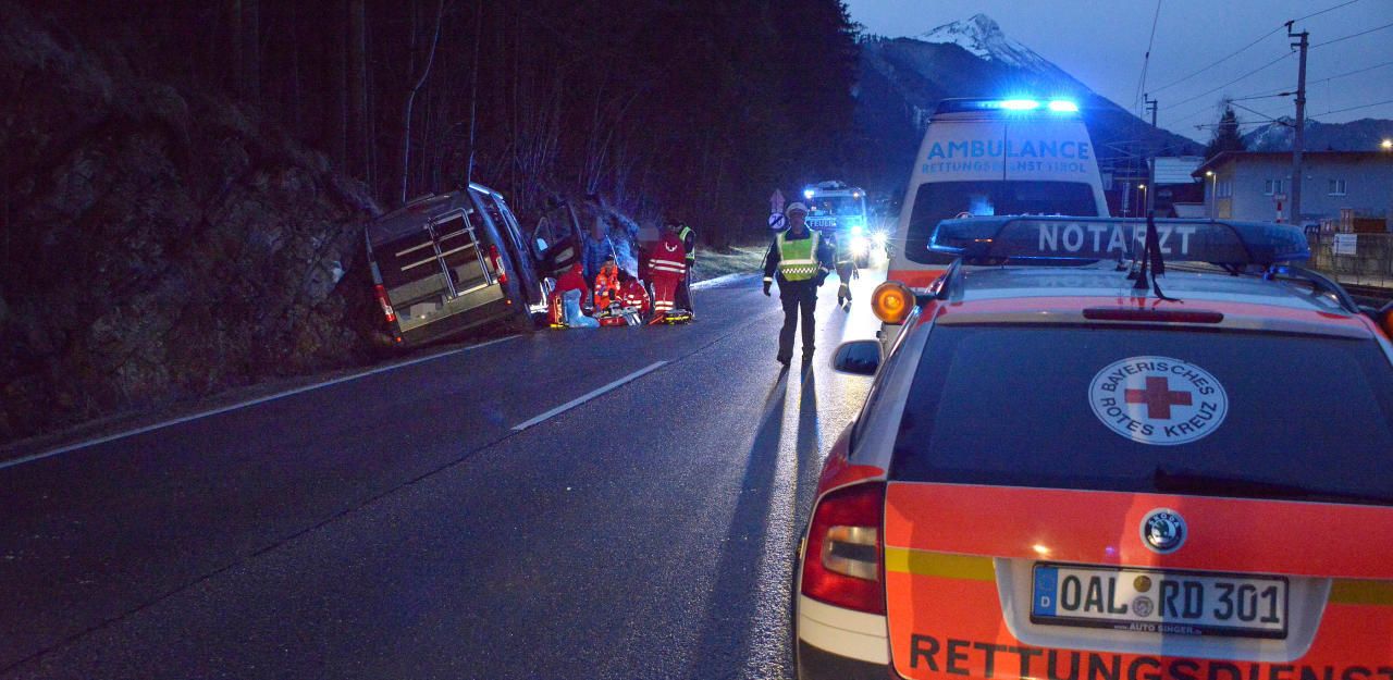 Heute.at - Vater (50) stirbt bei Unfall, Tochter bleibt unverletzt