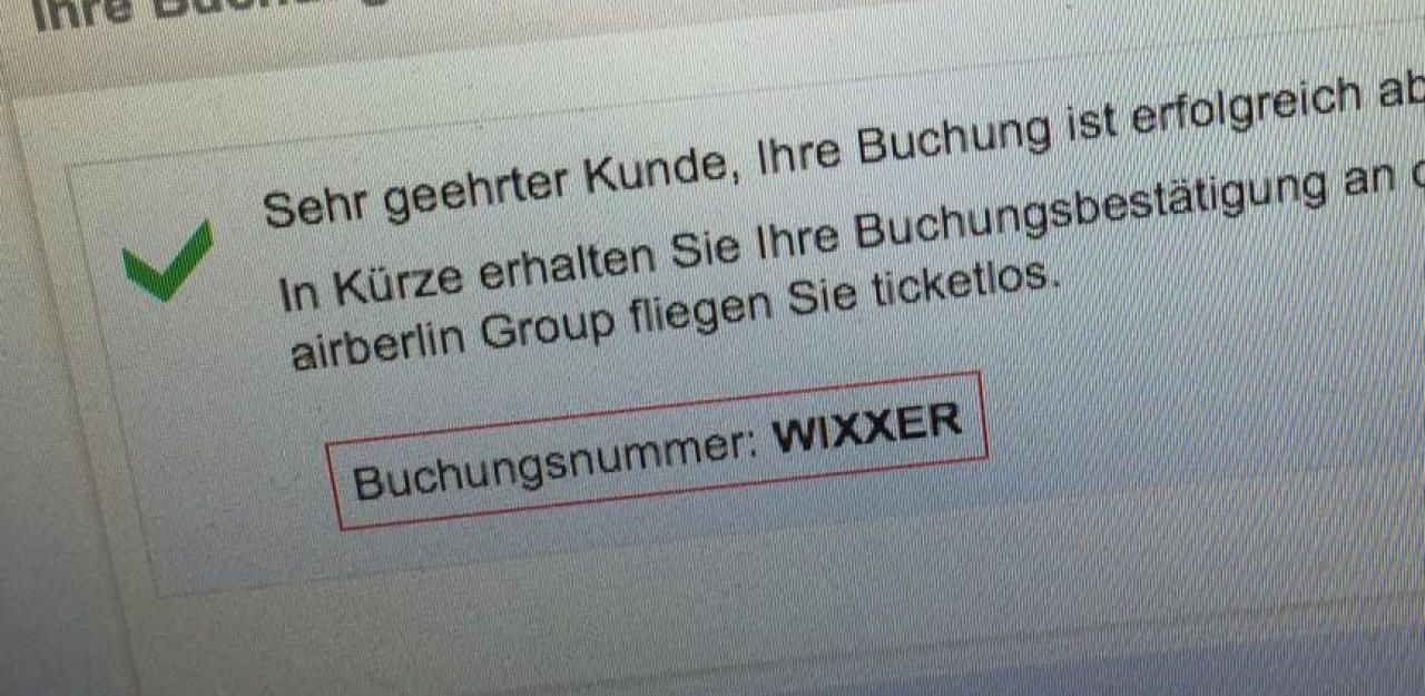 Heute.at - Internet lacht über obszönen Buchungs-Code