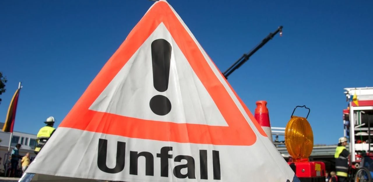 Heute.at - Unfall, weil Lenker einem Tier ausweichen musste