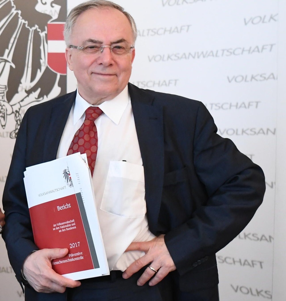 Peter Fichtenbauer kündigte eine Untersuchung der Zentralmatura an.
