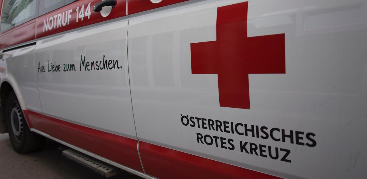 Das Kind wurde vom Roten Kreuz versorgt.