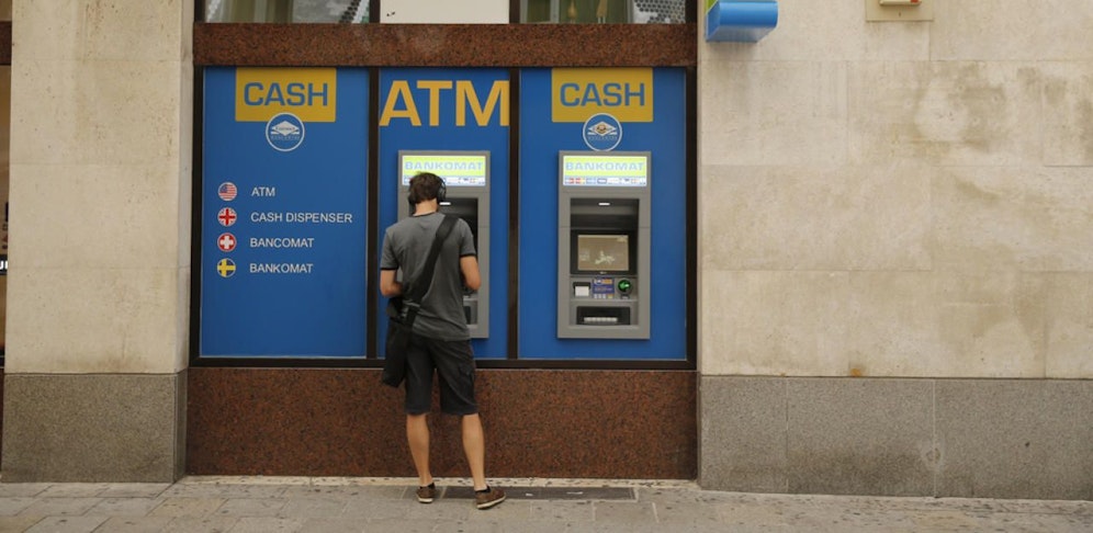 Einer der Gebühren-Bankomaten in Wien