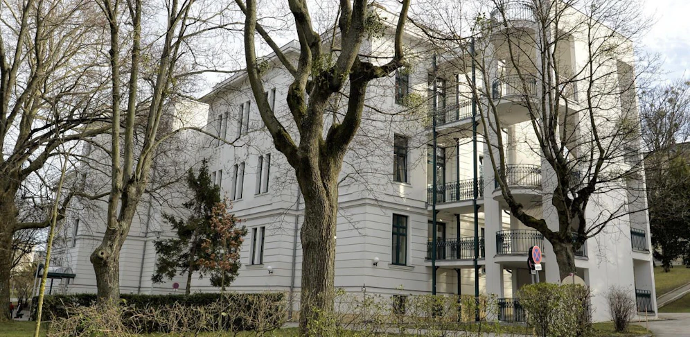 Ein Pavillon auf dem Semmelweis-Areal  