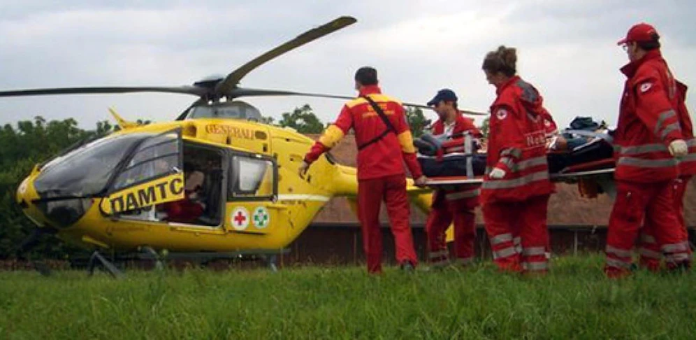 Der Mann wurde per Helikopter ins UKH Meidling geflogen