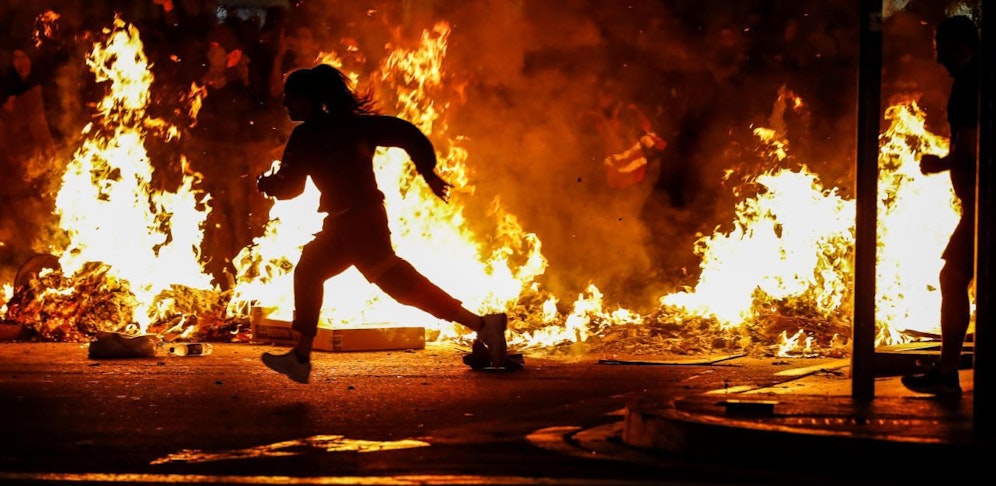 Die Proteste dauern seit vier Nächten an.