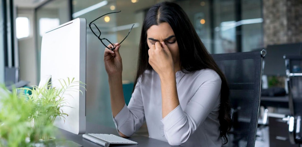 Die Frau hatte dem Betrüger rund 10.000 Euro überwiesen (Symbolbild)