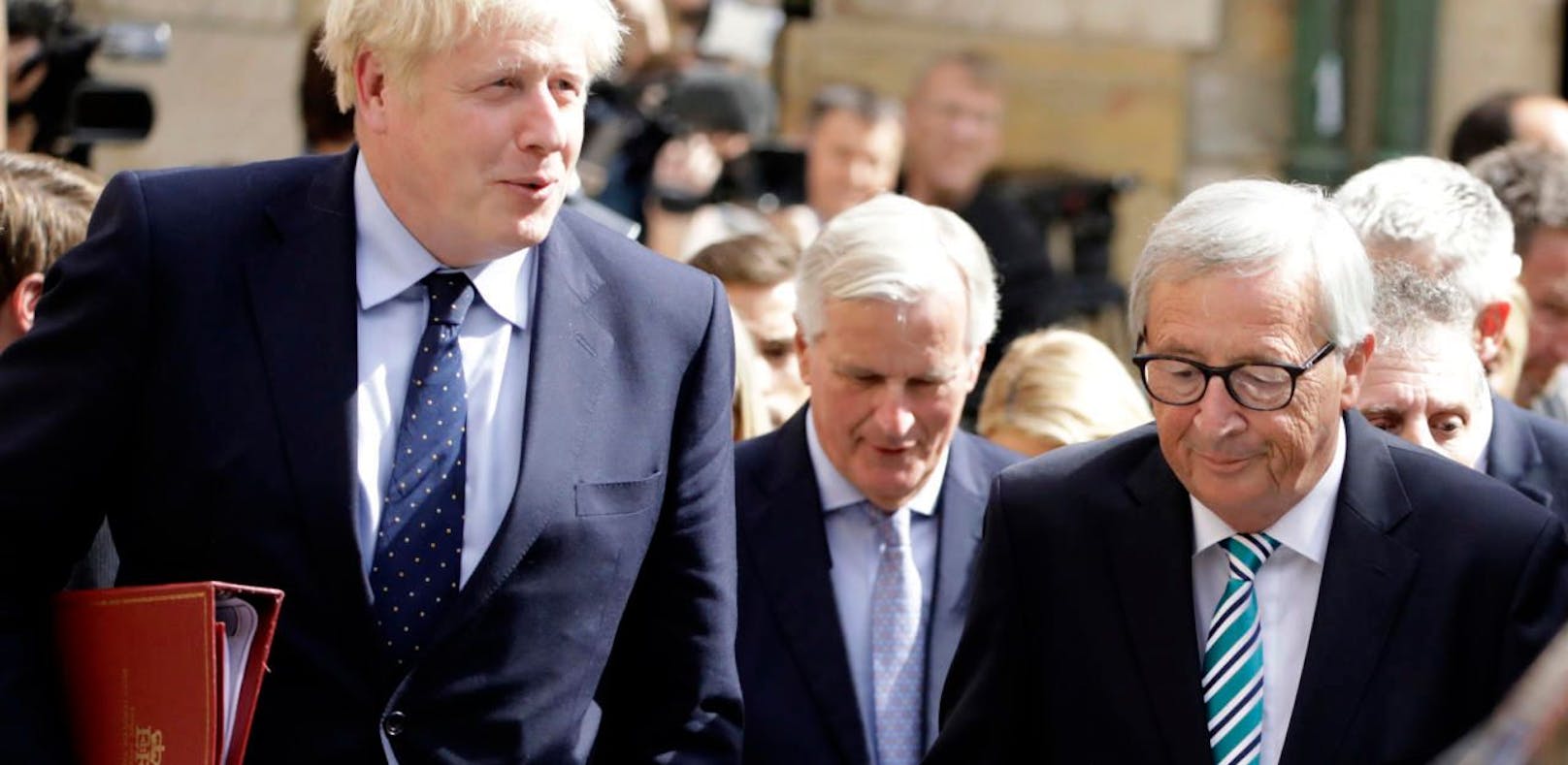 Brexit-Boris in Luxemburg nach Treffen ausgepfiffen