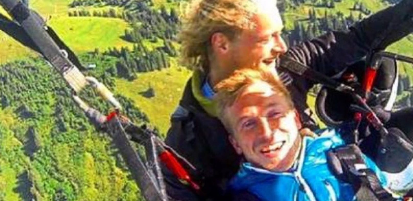 Mutig! Samuel Koch wagt einen Paragliding-Flug