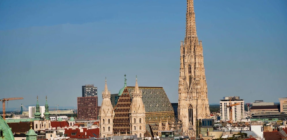 Wegen der Verbreitungsgefahr von Corona bieten Kirchen ihre Gottesdienste als LIVE-Übertragung an.