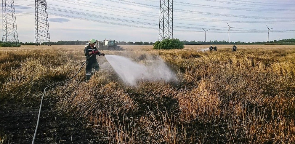 Die Feuerwehr musste den Brand löschen.