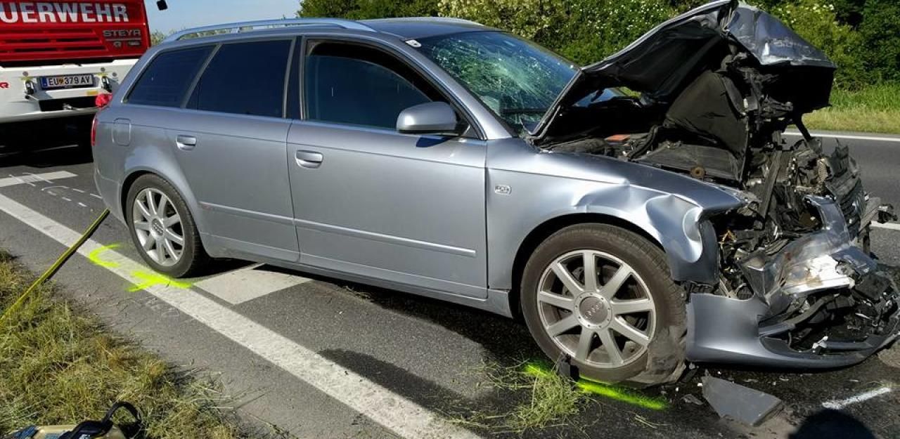 Heute.at - Autofahrer rast in Motorrad-Gruppe