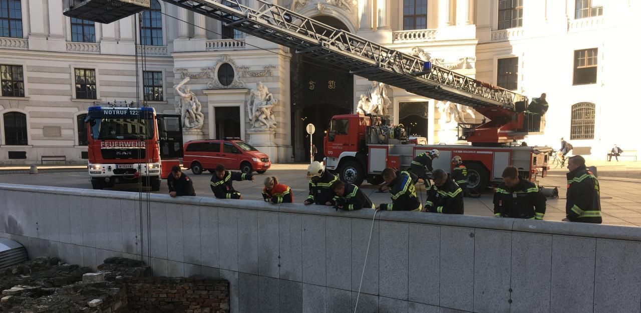 Schon mehrmals stürzten oder kletterten Personen in die Ausgrabungen am Michaelerplatz.&nbsp;