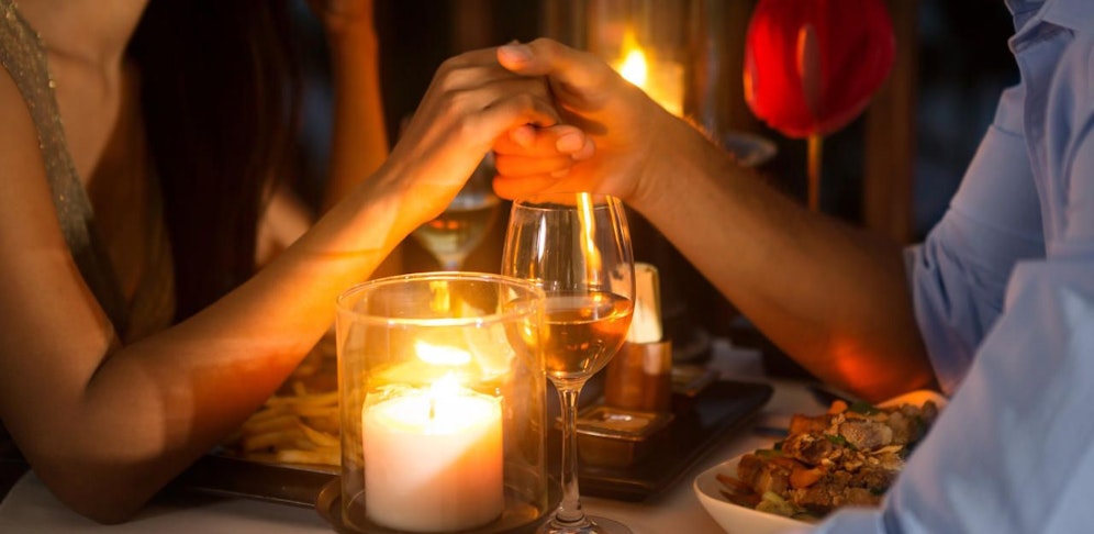 Lisa hat eine glückliche Beziehung, fürchtet jedoch, dass alles bald zu Ende sein könnte.