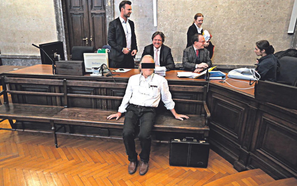 Arzt (69) vor Gericht: "Bin nicht schuldig." 