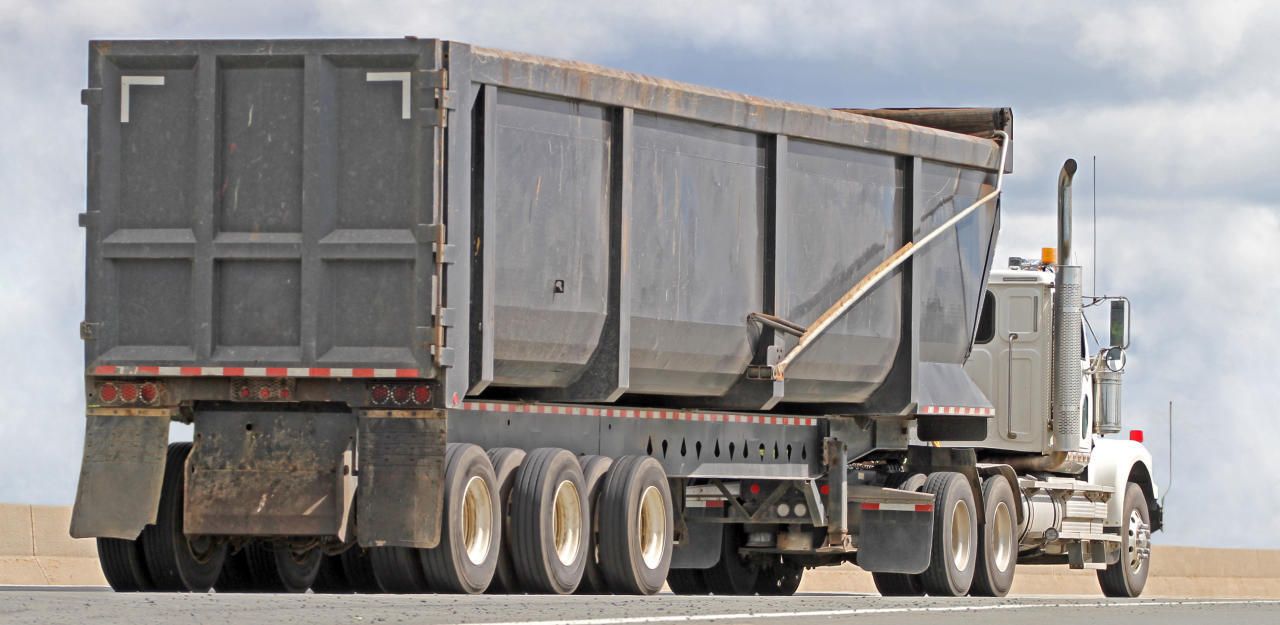 Heute.at - 7.000 Tonnen Müll werden aus Italien nach NÖ gekarrt