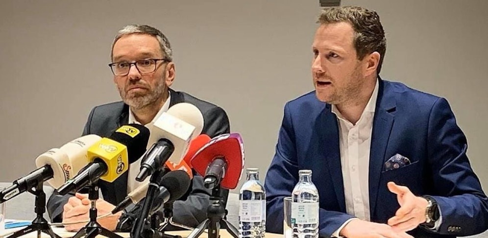 FPÖ-Klubobmann Herbert Kickl und der designierte FPÖ-Generalsekretär Michael Schnedlitz in Wr. Neustadt.