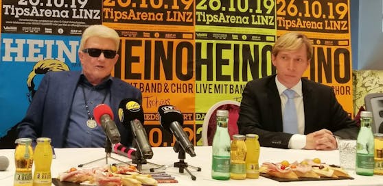 Heino mit Manager Helmut Werner, der dann die Durchführung des Konzerts selbst in die Hand nahm.