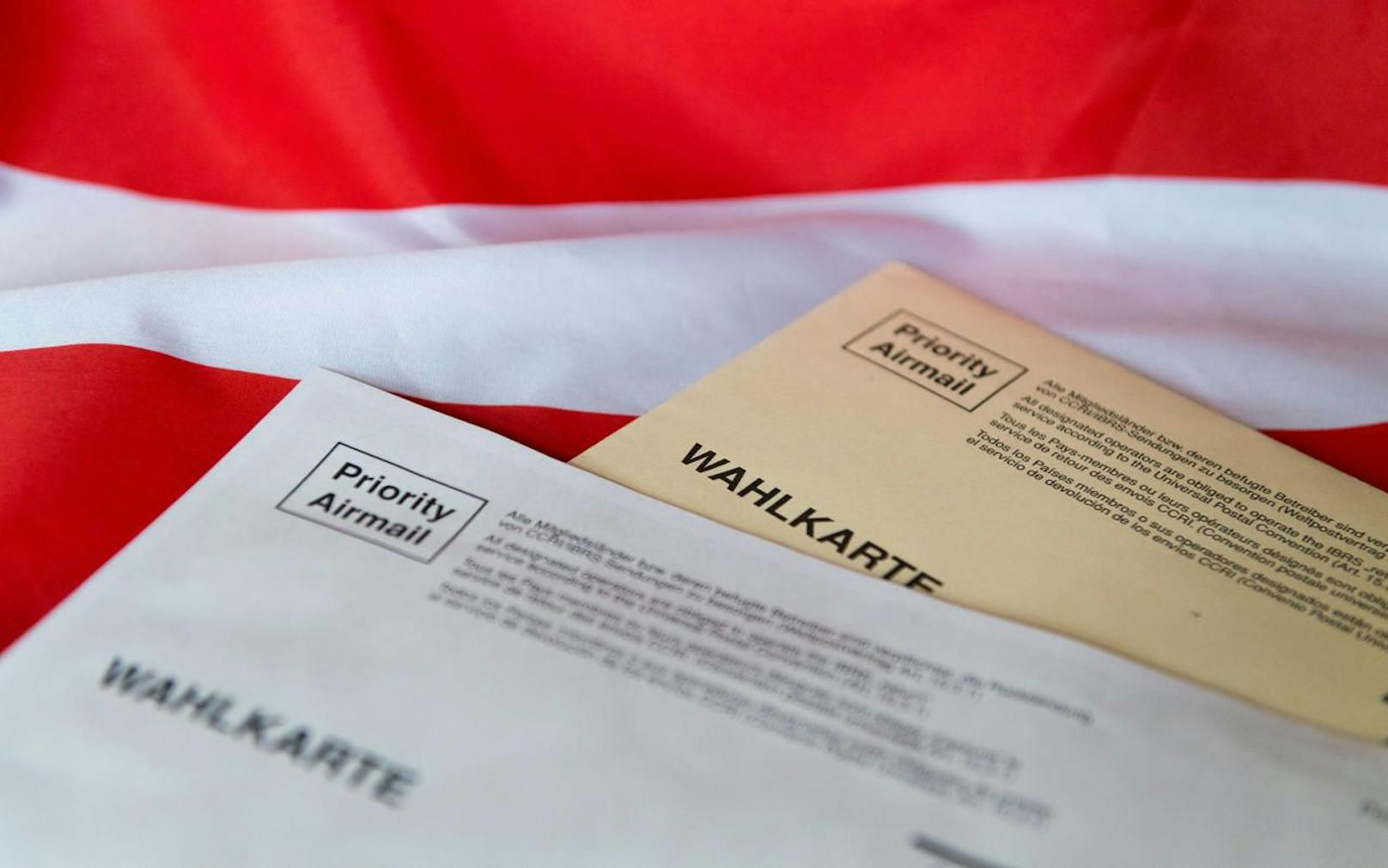 Bereits die Kuverts für die Wahlkarten bei der Bundespräsidentenwahl 2016 waren defekt.