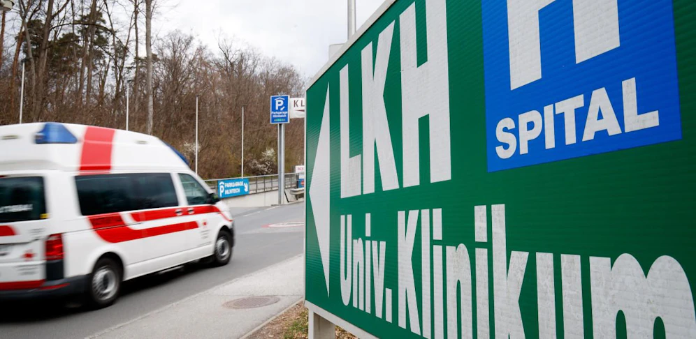 Das Mädchen wurde in das LKH Graz gebracht.