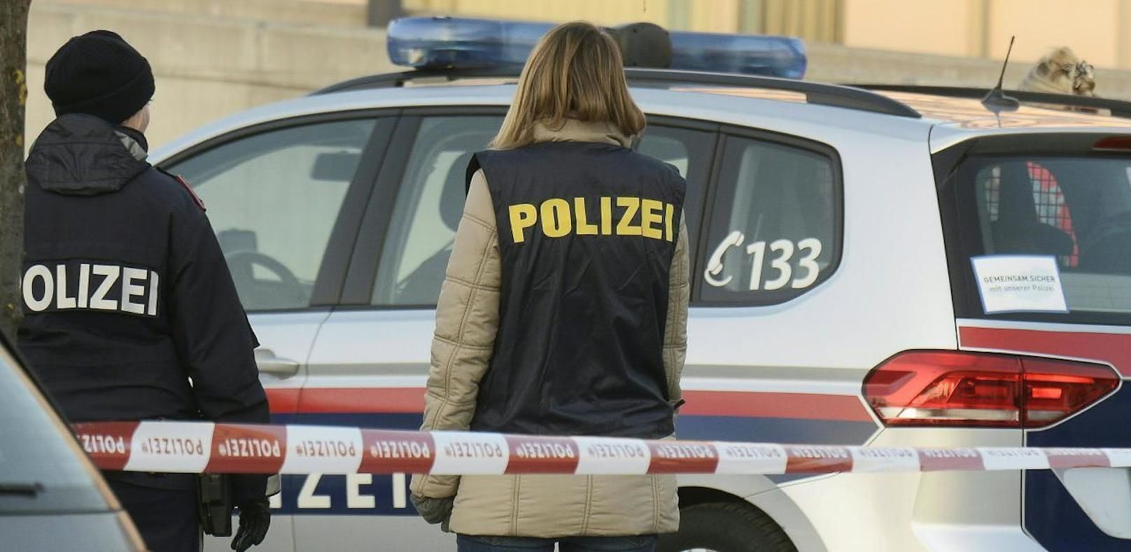Polizeieinsatz in Wels: Die Polizei nahm den verdächtigen 36-Jährigen fest.