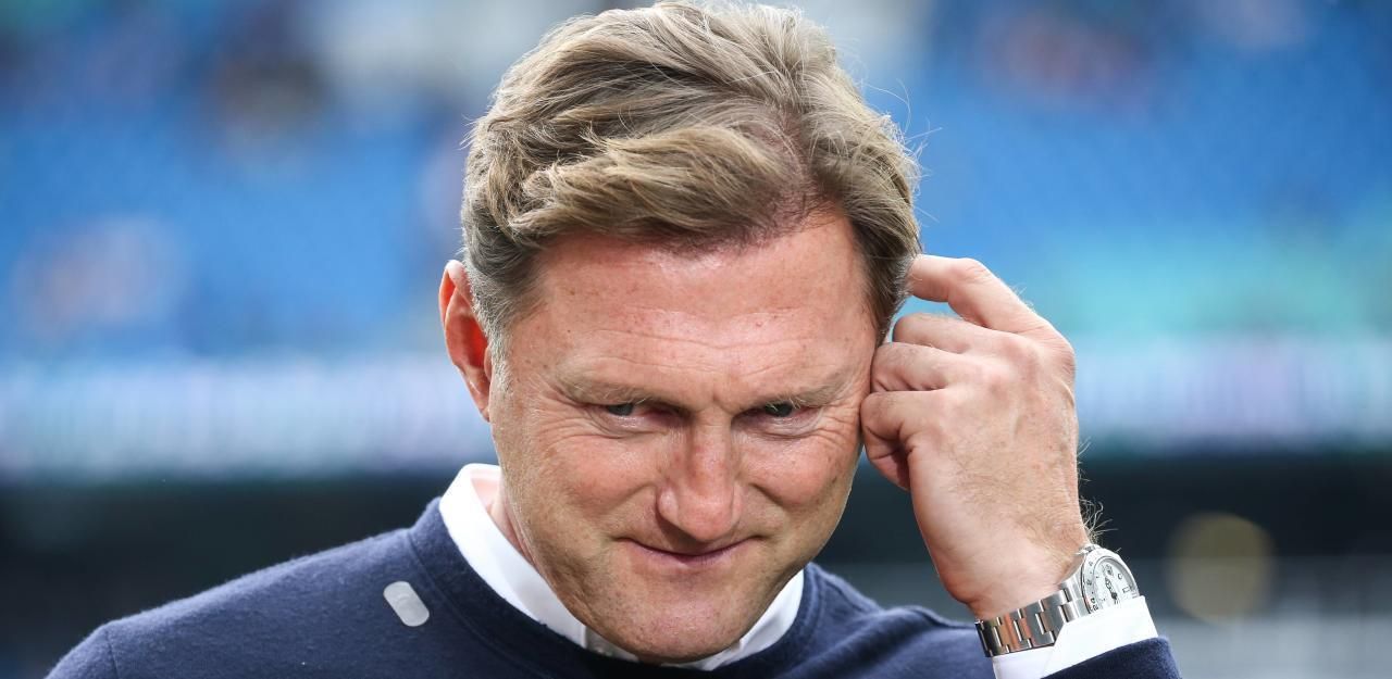 Heute.at - Kein Visum! Die Türkei ließ Hasenhüttl warten