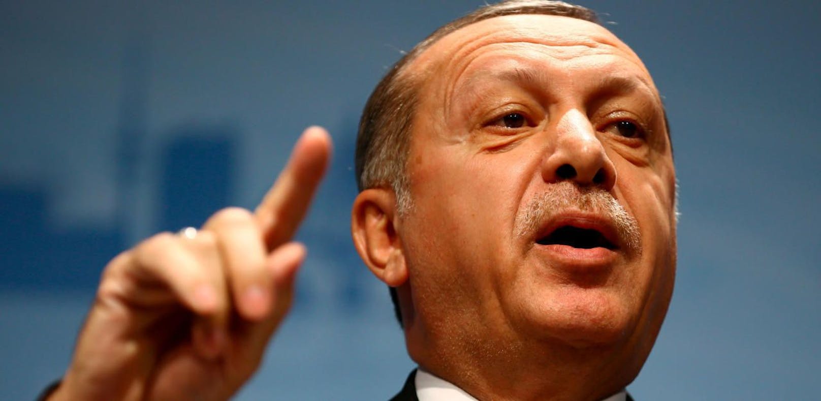 Recep Tayyip Erdogan ruft zur Ruhe auf.