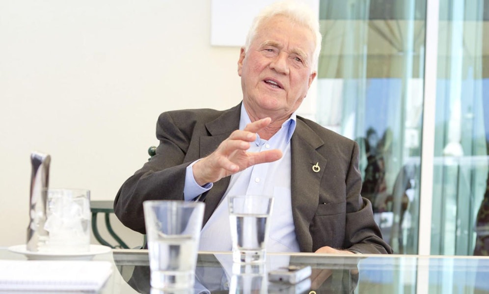 "Big Spender": Frank Stronach