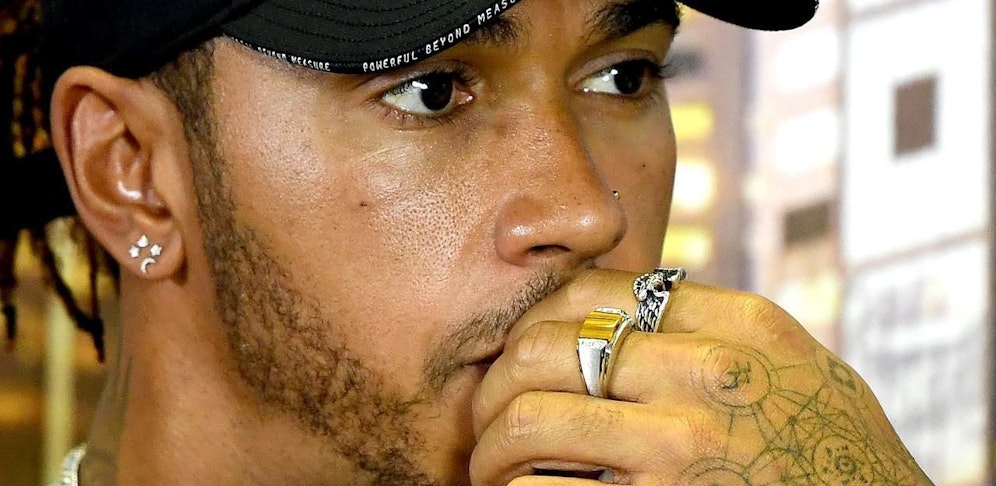 Lewis Hamilton ist vor dem Australien-Grand-Prix nachdenklich. Er sorgt sich wegen der Ausbreitung des Coronavirus.