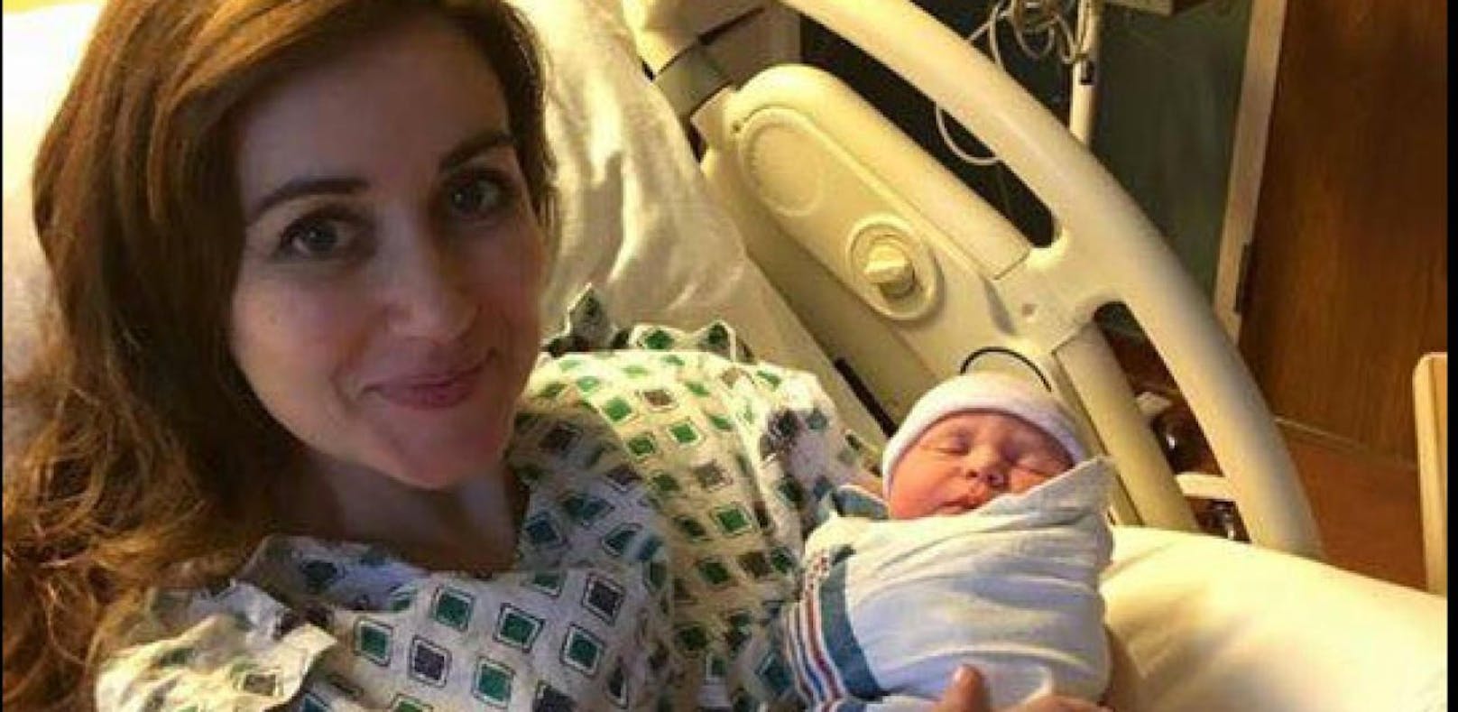 Ärztin Amanda Hess mit ihrem eigenen Baby. Credit: Facebook