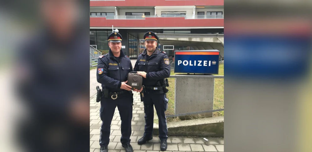 Die Retter Revierinspektor Markus G. und Revierinspektor Karl R.