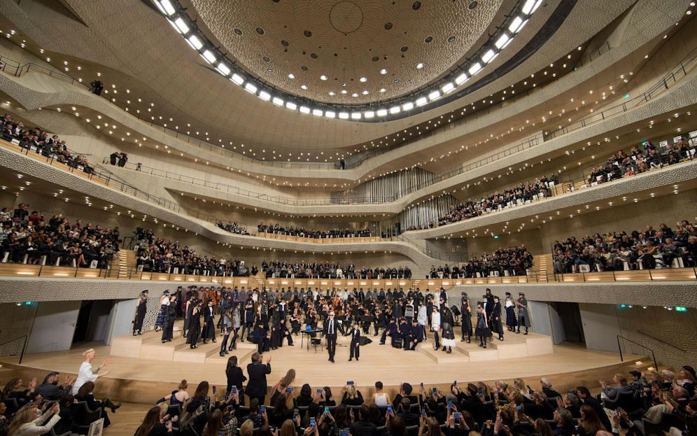 Chanel in der Elbphilharmonie in Hamburg.