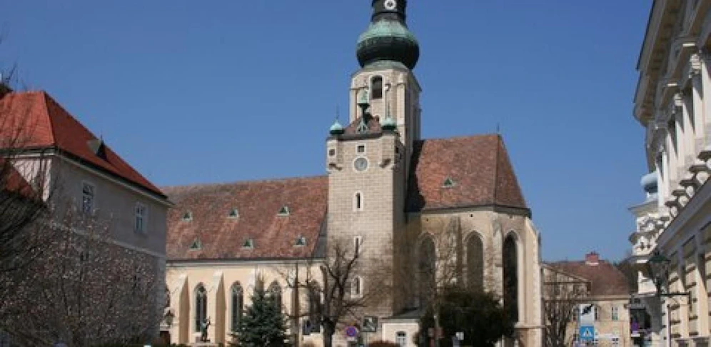 Die Stadtpfarrkirche St. Stephan in Baden.