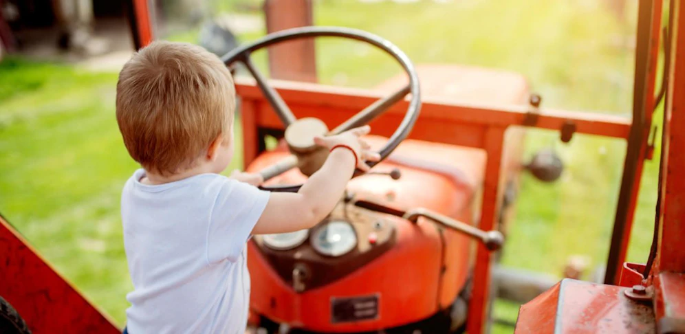 Der Bub stürzte aus dem Traktor und erlitt tödliche Verletzungen
