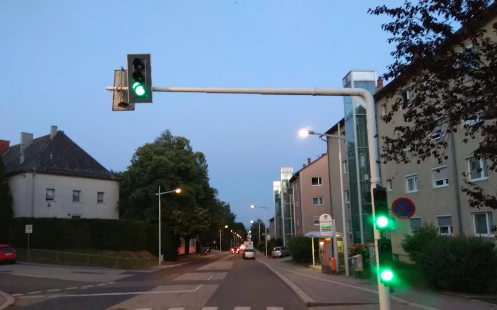 Deutlich zu sehen: Alle Ampeln sind gleich geschaltet. 