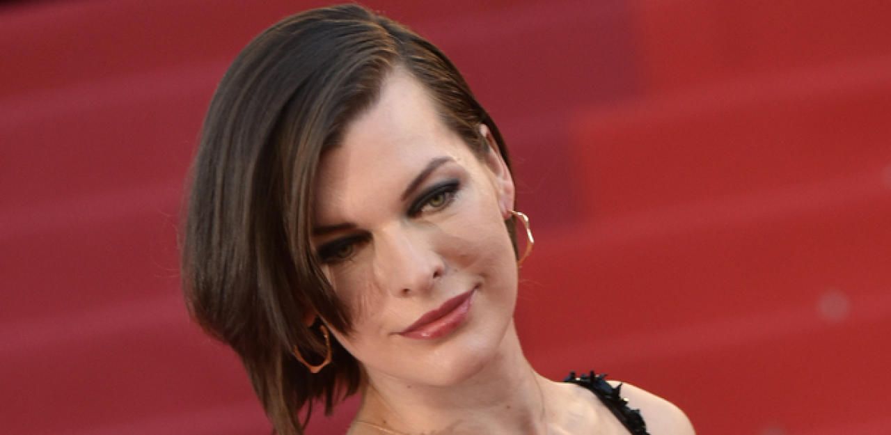 Heute.at - Milla Jovovich als böse Blood Queen in Hellboy